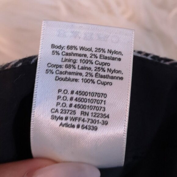 Aritzia Dorine Wrap Front Skirt in Houndstooth - Size 0 - Picture 6 of 6